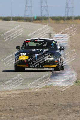 media/Oct-01-2023-24 Hours of Lemons (Sun) [[82277b781d]]/1045am (Outside Grapevine)/